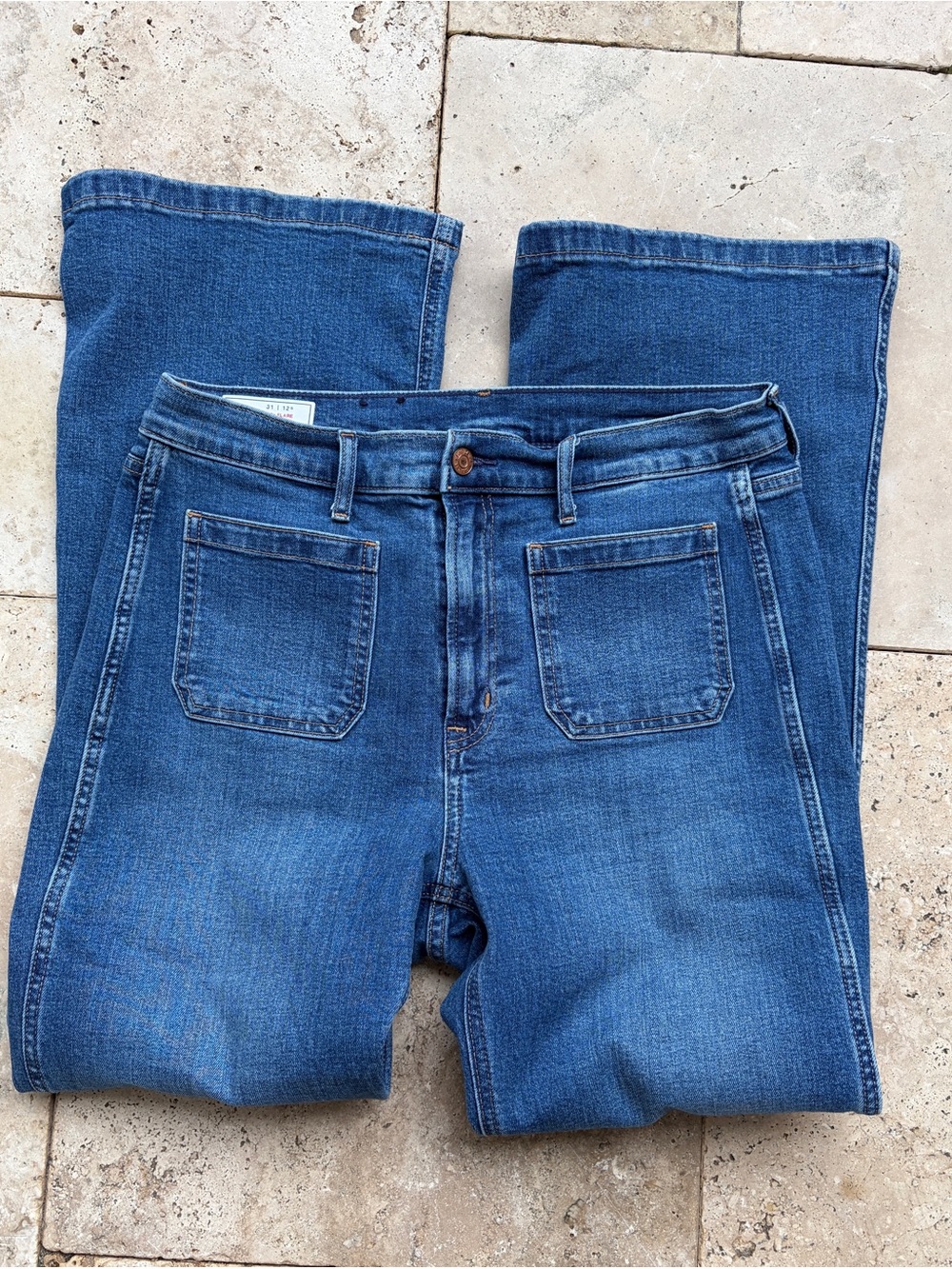 GAP 70s High Rise Flare Leg Jeans - Medium Blue Denim Size 31 12